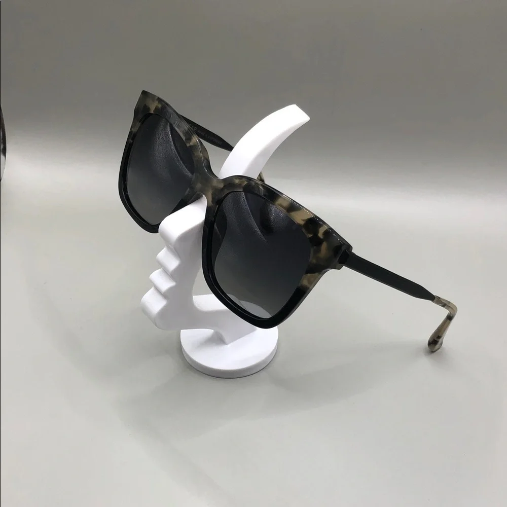 Diff Eyewear Bella Polarized Sunglasses Tortoise Black Fade Semi Oversized.